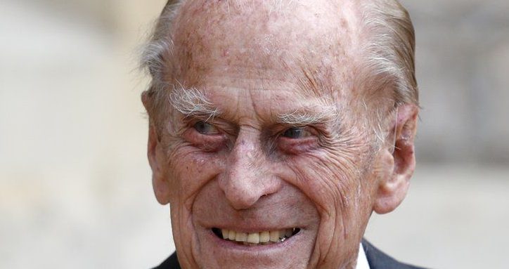 Kraliçe Elizabeth’in eşi Prens Philip hastaneye kaldırıldı