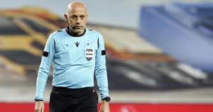 Cüneyt Çakır 21. yüzyılın en iyi ikinci hakemi seçildi