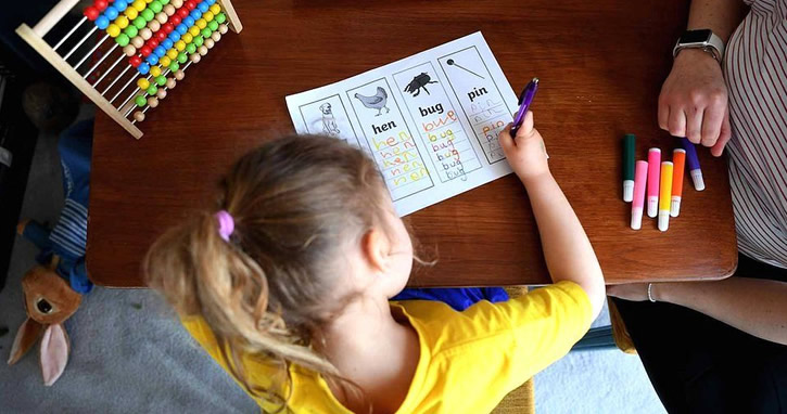 Galler’de ilkokullar 15 Mart’tan itibaren tamamen açılabilir