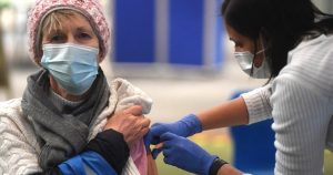 Kovid- 19 aşısında sıra 63 – 66 yaş grubunda