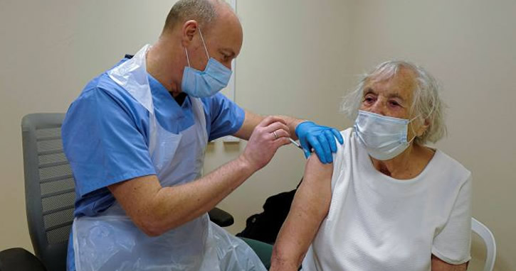 ‘Aşılar hastaneye yatışları yüzde 80 azaltıyor’