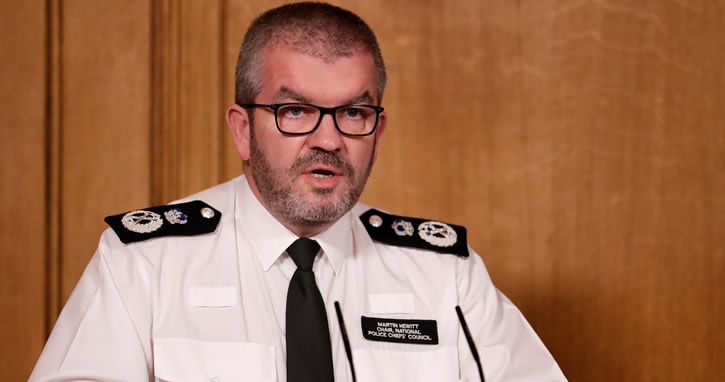 Polis şefinden suçla mücadelede ırkçılık itirafı