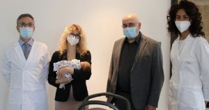 Aşı olan annelerin bebekleri antikorlu doğdu