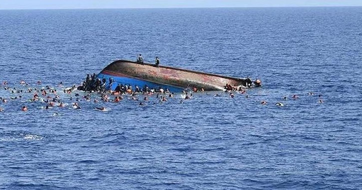 İnsan kaçakçıları göçmenleri denize attı: 20 ölü