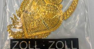 Türk yolcunun çorabından 40 bin euroluk altın çıktı