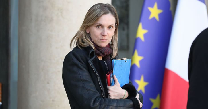 AB, AstraZeneca ile tüm bağlarını kesiyor