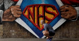 ‘Koronavirüs İngiltere’deki tahtını kaybetti!’