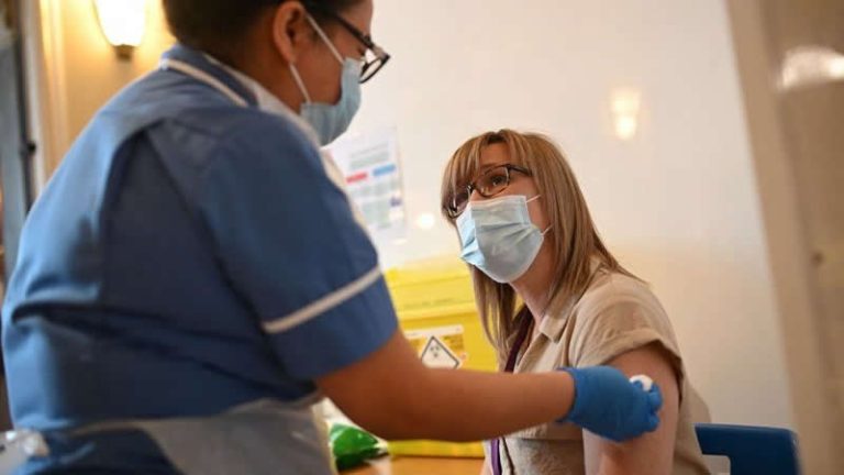 Covid-19 aşısında sıra 38 ve 39 yaşındakilere geldi