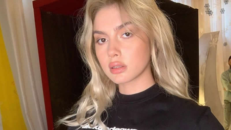 Popstar Aleyna Tilki Londra’da alışverişe doyamadı