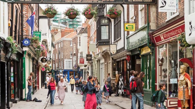 242 yıllık perakende devi piyasadan silindi