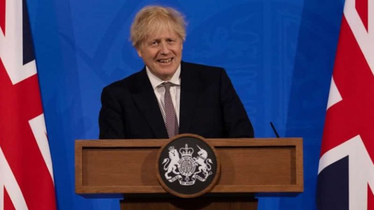 Boris Johnson’dan Beklenen Açıklama Geldi!