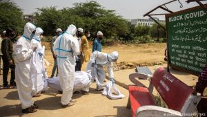 Covid-19: Hindistan’da Rekor Sayıda Ölü Var