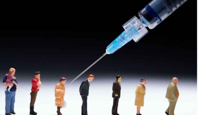 İlk defa bir korona virüs aşısına tam kullanım onayı çıktı