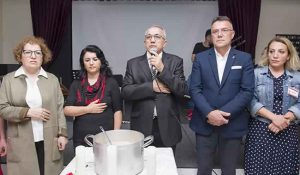 İngiltere Alevi Kültür Merkezi ve Cemevi’nde aşure günü