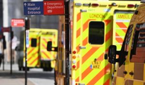 İngiltere’de Covid ölümleri ilk 10’daki yerini tekrar aldı