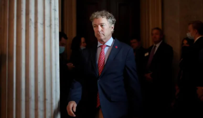 “Maskeler işe yaramıyor” diyen senatörün hesabı askıya alındı