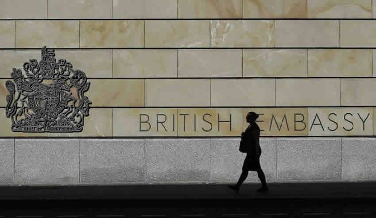 Ruslar için çalışan İngiliz casus gözaltına alındı