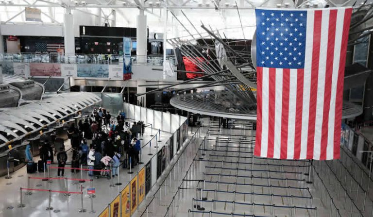 ABD, Avrupa Birliği ve İngiltere’ye seyahat kısıtlamalarını kaldırıyor