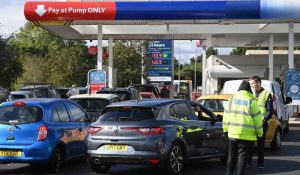 İngiliz ordusu, akaryakıt dağıtımı için hazırda bekletiliyor