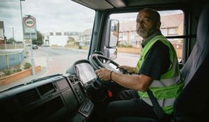 Mobilya devi Ikea ürün tedariki için 100 bin şoför arıyor