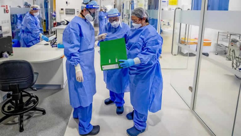 Hastanede Covid-19’a yakalanıp ölenlerin sayısı giderek artıyor