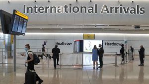 Omicron varyantı sonrası kırmızı listeye 4 ülke daha eklendi