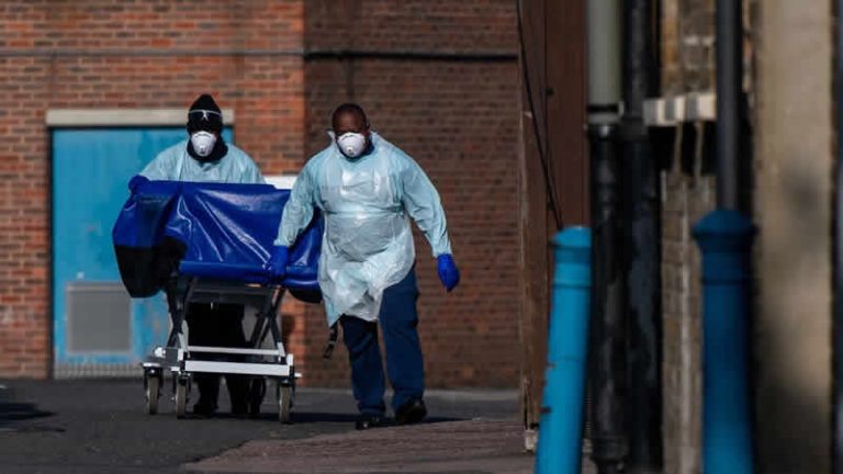 14 Aralık Salı: Birleşik Krallık günlük Covid-19 raporu