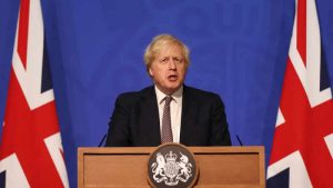 Başbakan Boris Johnson 3. doz aşı kararını açıkladı