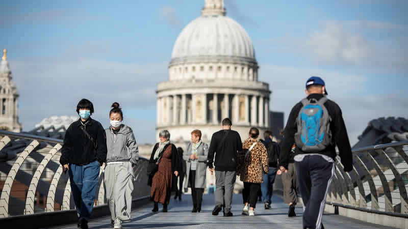 Covid’in en hızlı arttığı 10 bölgeden 6’sı Londra’da…