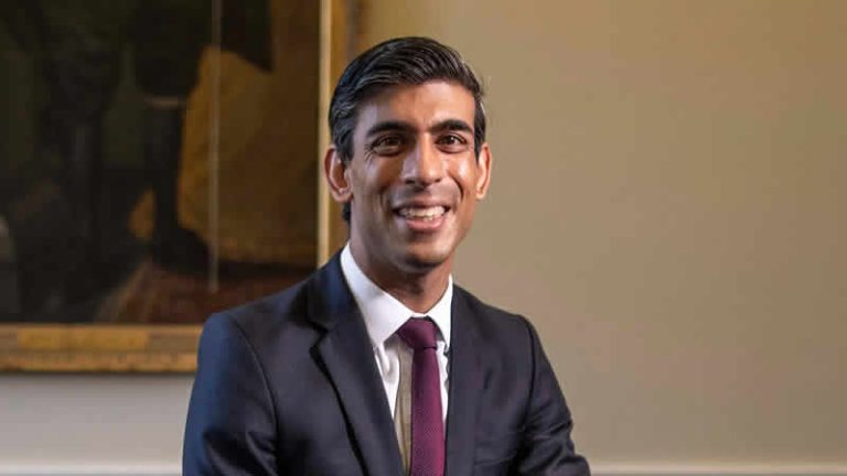 İngiltere’den Covid’den etkilenen işletmelere 1 milyar sterlinlik ek fon