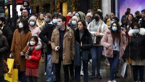 ‘Omicron varyantı yeni bir pandemiye yol açabilir’