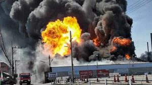 Patronuna kızan işçi çalıştığı depoyu havaya uçurdu!