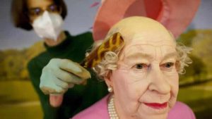 İngiltere Kraliçesi II. Elizabeth’in şaşırtan görüntüsü!