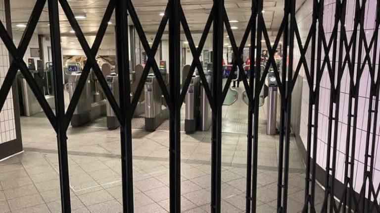 Londra Metrosu işçileri greve gitmek için oy kullandı