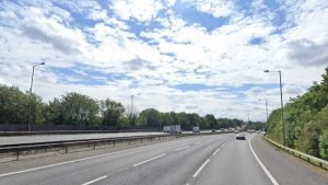 Doğu Londra’daki ölümlü otoyol kazası sonrası 2 tutuklama