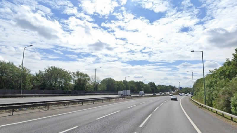 Doğu Londra’daki ölümlü otoyol kazası sonrası 2 tutuklama