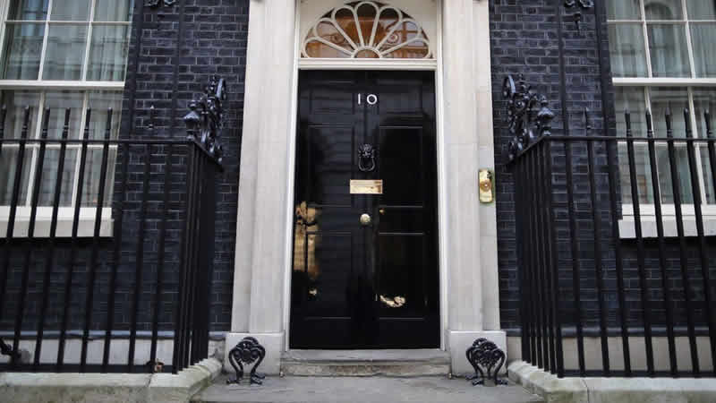 Boris Johnson istifalar sonrası Başbakanlık’taki yeni atamaları duyurdu