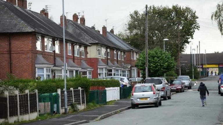 İngiltere’de konut fiyatları son 7 yılın zirvesine ulaştı