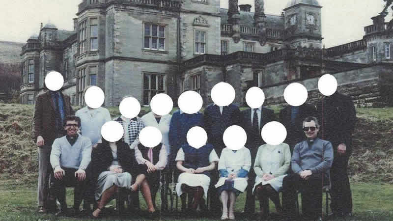 Keşişler tarafından cinsel istismara uğrayan adama 1.4 milyon sterlin tazminat