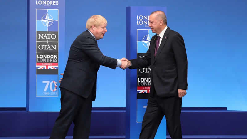 İngiltere Başbakanı Boris Johnson’dan “Bayraktar TB2” övgüsü
