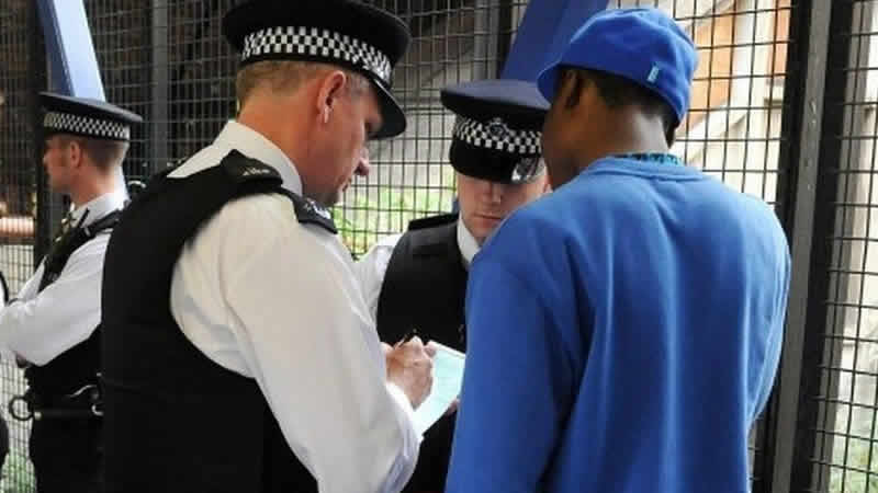 İngiltere’de ırksal eşitsizliği önlemek için uzun vadeli plan hazırlandı