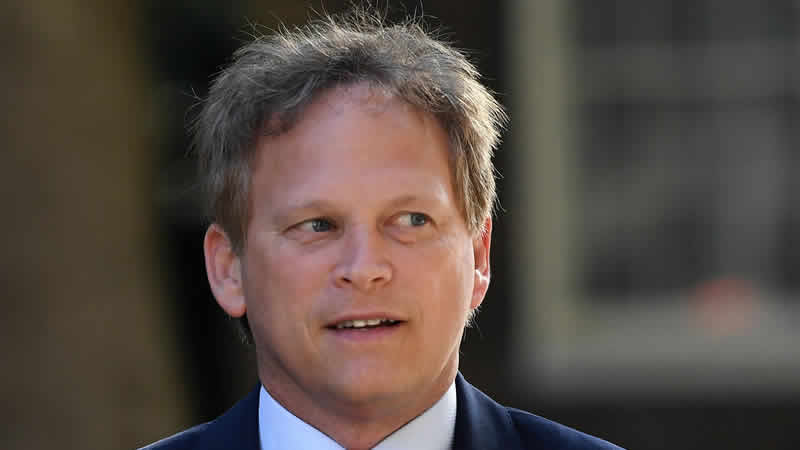 Ulaştırma Bakanı Shapps, Ukraynalı bir aileyi evinde ağırlamaya hazırlanıyor