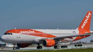 EasyJet, Covid kaynaklı personel eksikliği yüzünden 100 uçuşunu iptal etti