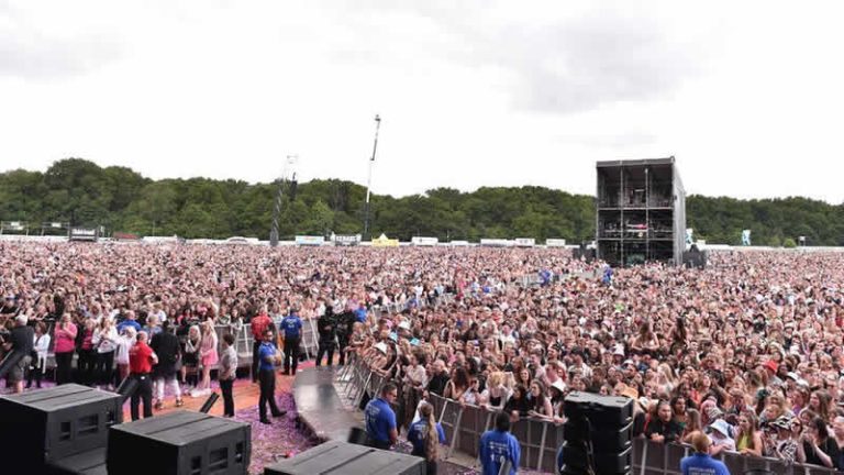 Coventry’deki “Büyük Hafta Sonu” etkinliğine binlerce kişi katıldı