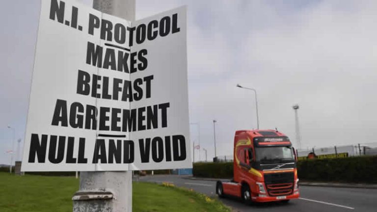 İngiltere, Brexit’te tek taraflı değişikliğe gidiyor