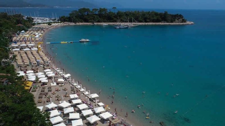 İngiltere basını: Türkiye’yi ziyaret etmek artık çok daha ucuz