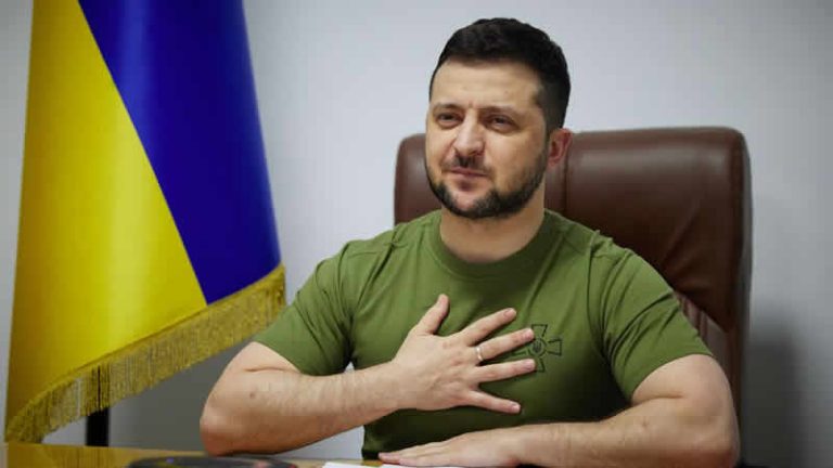 Ukrayna, tahıl koridoru için Türkiye ve İngiltere ile görüşüyor