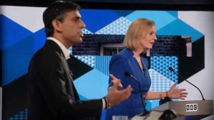 İngiltere’de başbakan adayları Sunak ve Truss canlı yayında karşı karşıya geldi