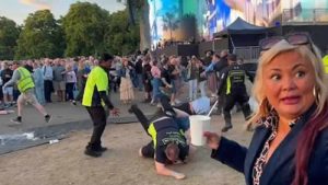 Londra Hyde Park’ta The Eagles konserinde kavga çıktı