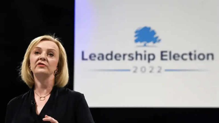 Başbakanlık yarışında Liz Truss, Rishi Sunak’ın önünde görünüyor